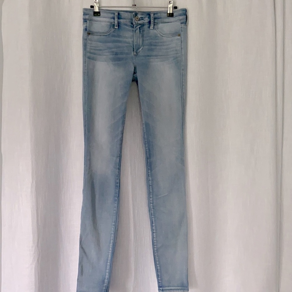 Abercrombie Light Wash Jeans